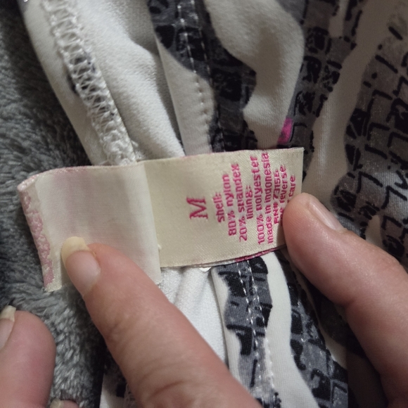 Candies 3 piece bathing suit - Picture 7 of 10